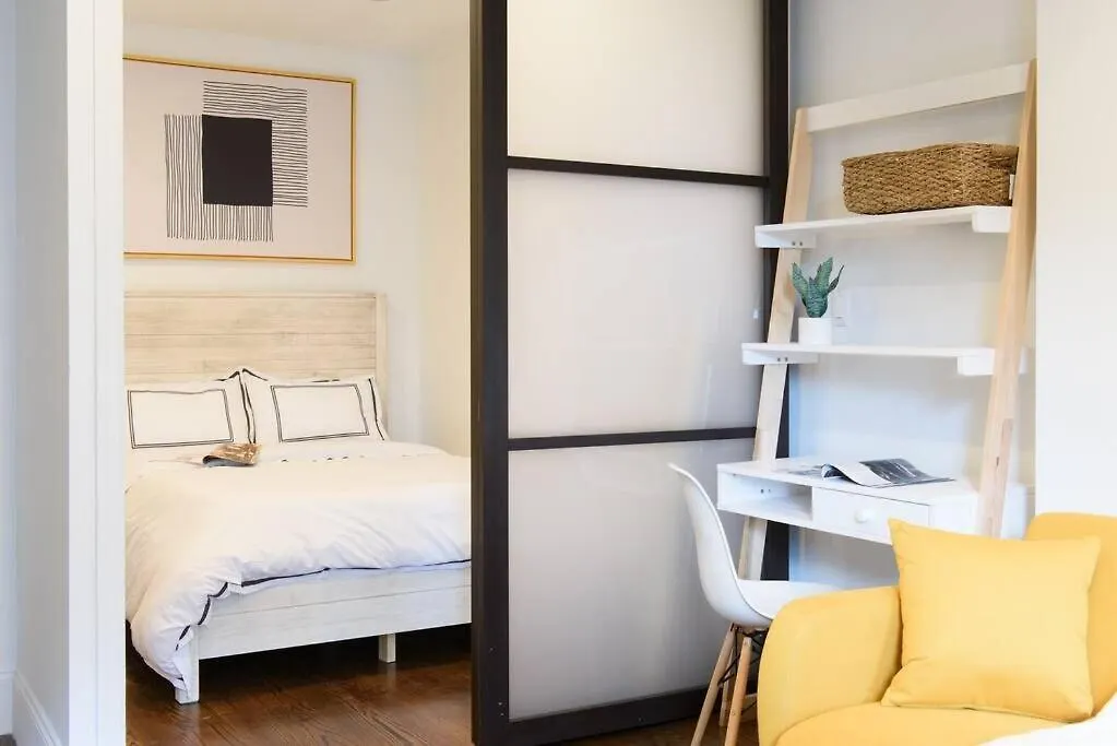 69-5A Celebrate The Season Modern Lower East Side 1Br Apt New York Apartment