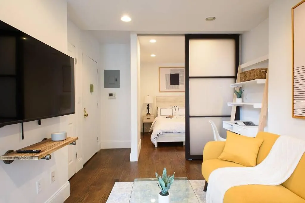 Apartment 69-5A Celebrate The Season Modern Lower East Side 1Br Apt New York